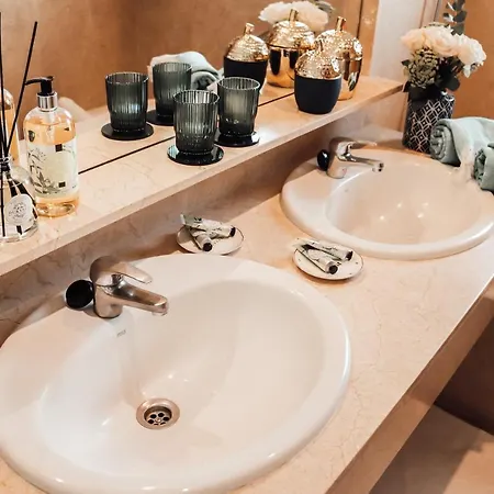 Appart hôtel Piccola By Cassai 4*
